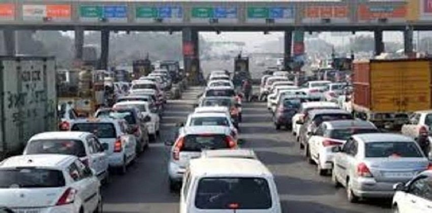 Gurugram’s new sector residents elated by victory, want toll plaza shifted at once