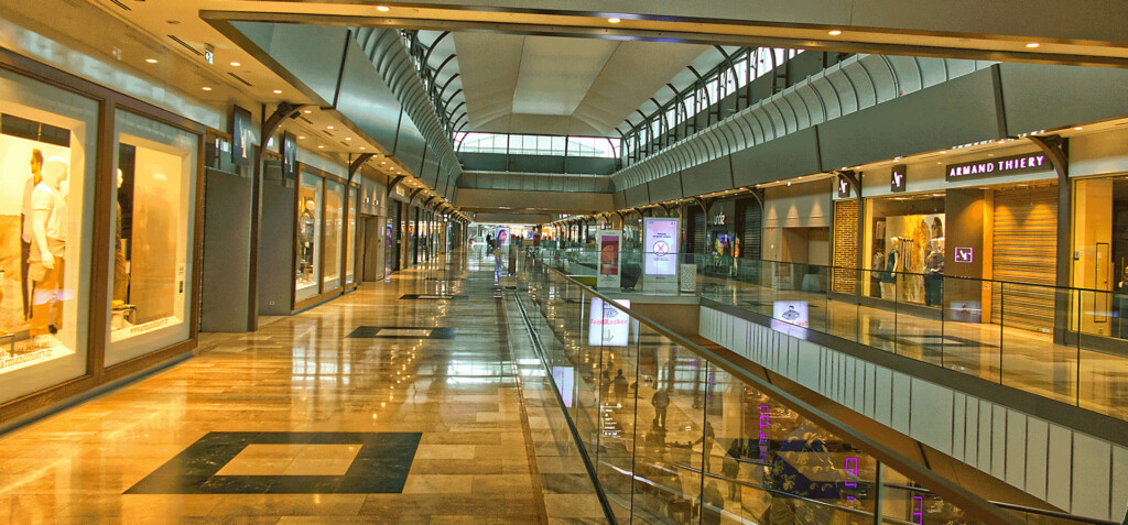Omaxe Karol Bagh Delhi - Omaxe Karol Bagh Mall - Retails Shops Delhi