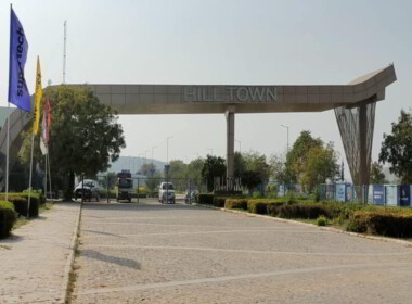 Supertech-hill-town-plots